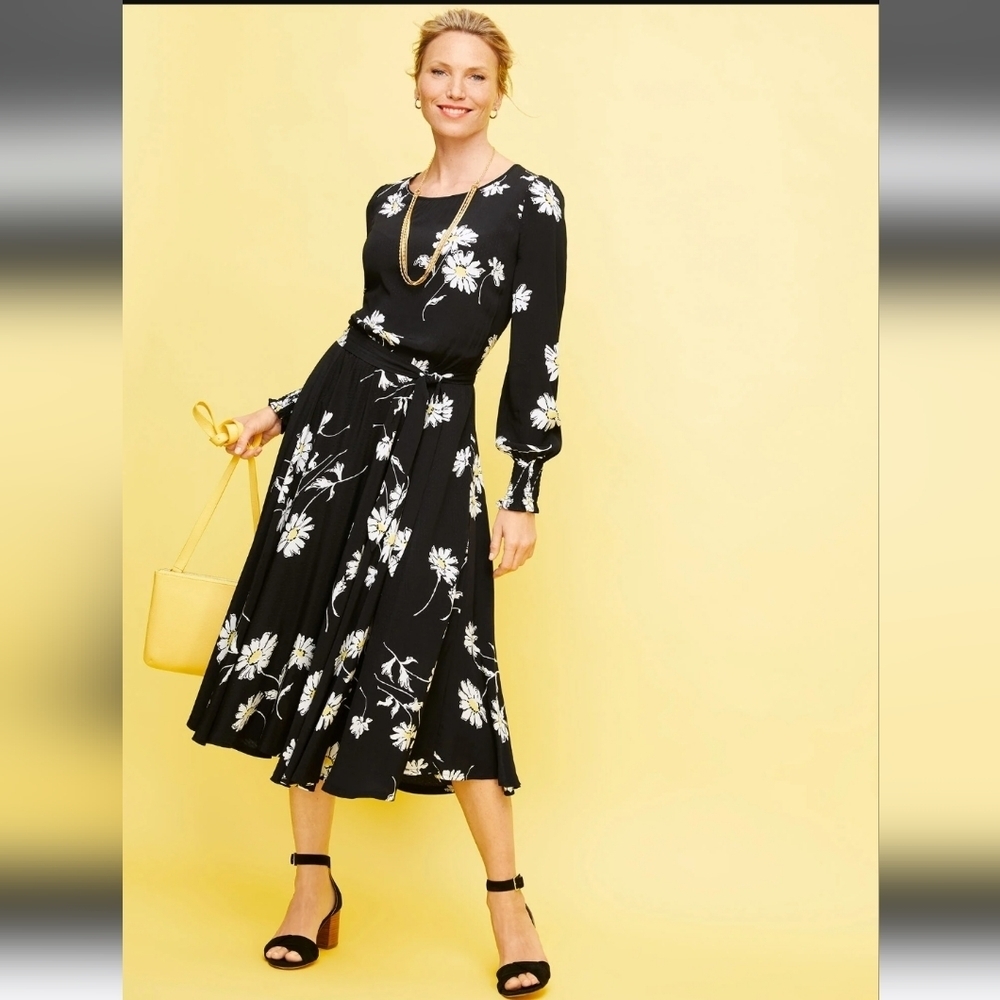 Talbots Vintage Fit Daisy Print Midi Dress Size 4 Petite